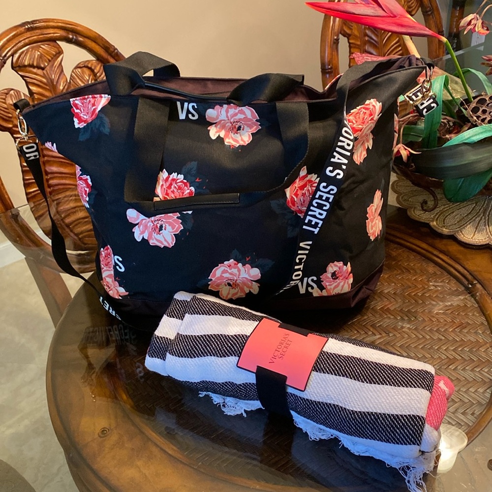 Victoria secret beach blanket and tote